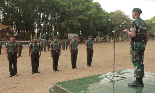 Danyonif Para Raider Divif Kostrad Pimpin Acara Korps Raport